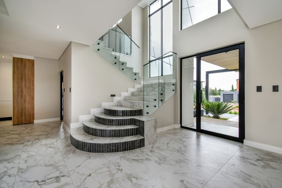 House in Sunderland Ridge AH, Gauteng, South Africa 3 - 17757352