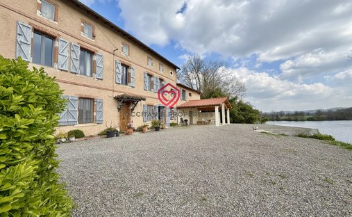 House in Salles-sur-Garonne, Occitania, France 1