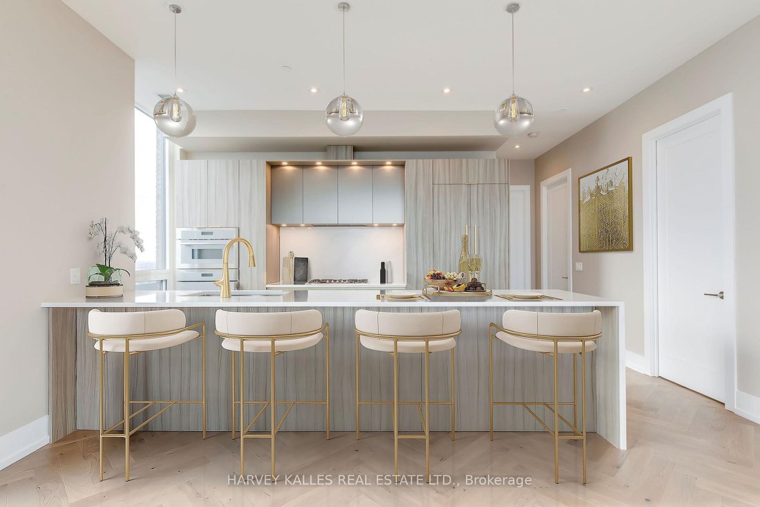 Condo in Toronto, Ontario, Canada 4 - 17761612