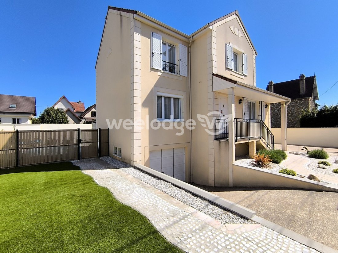 House in Conflans-Sainte-Honorine, Ile-de-France, France 1 - 17761431