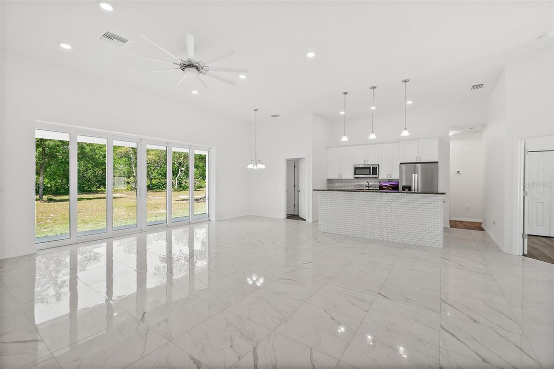 House in Seville, Florida, United States 4 - 17755713
