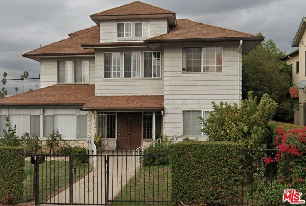 Los Angeles, California, United States 4 - 17758854