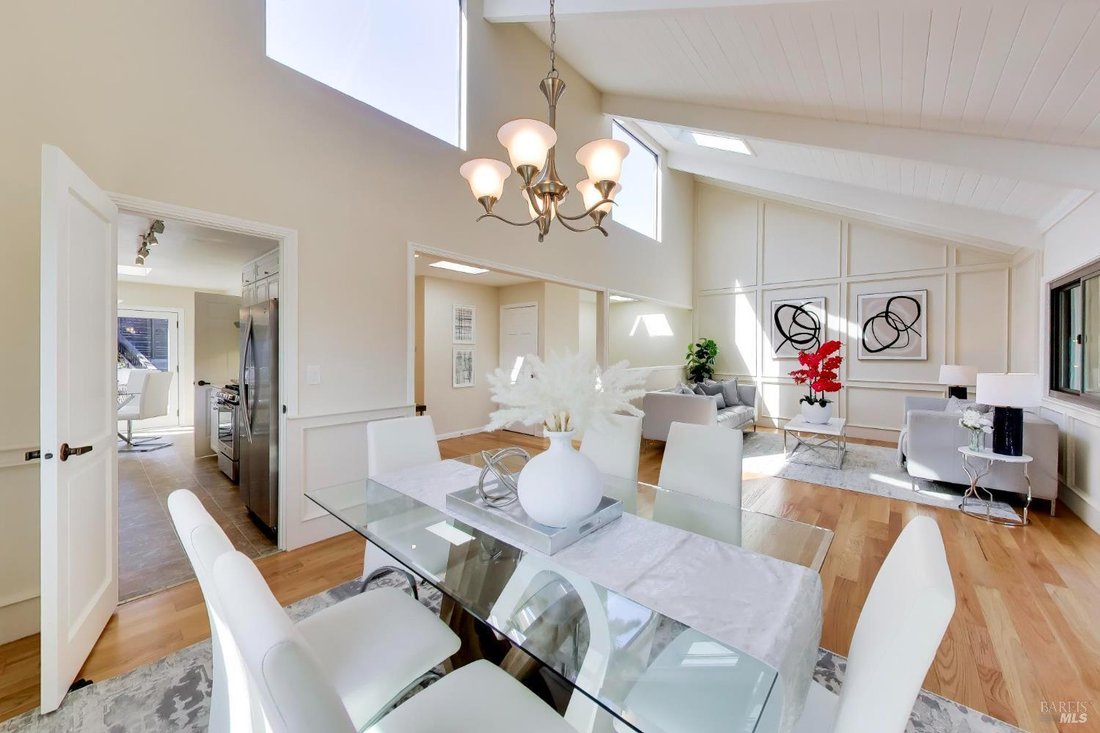 House in Mill Valley, California, United States 1 - 17761936