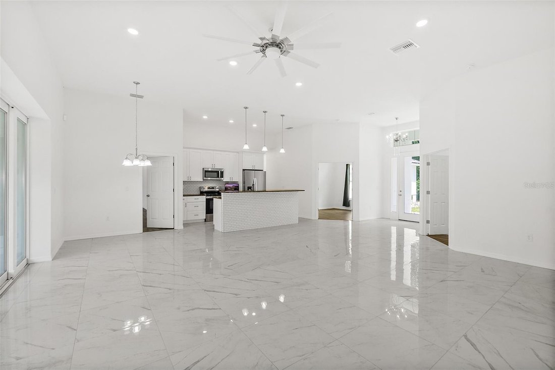 House in Seville, Florida, United States 5 - 17755713