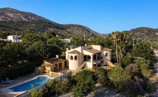 Villa in Xalo, Valencian Community, Spain 1