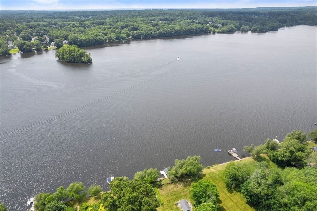 House in Walpole, Massachusetts, United States 1 - 17756158