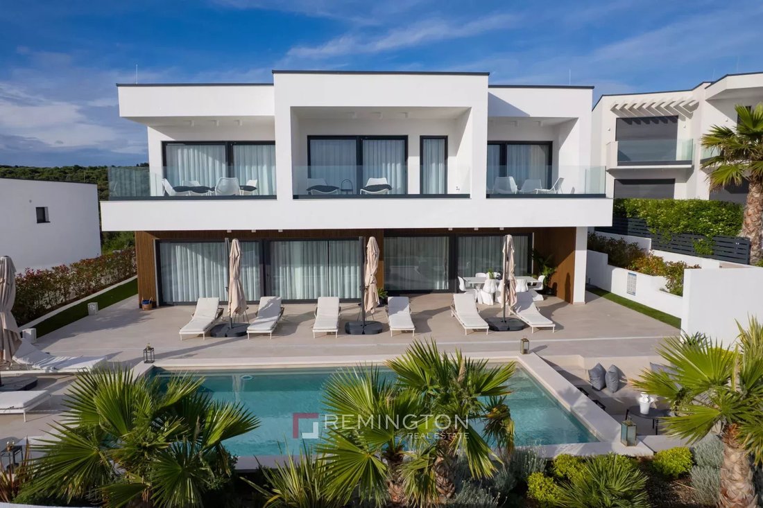Villa in Pag, Croatia 1 - 16307845