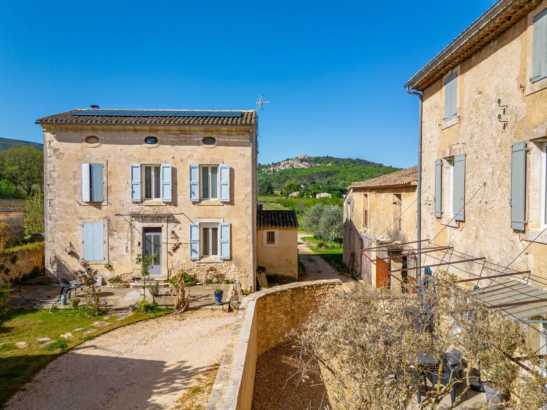 Anwesen in Bonnieux, Provence-Alpes-Côte d'Azur, Frankreich 1 - 17755959