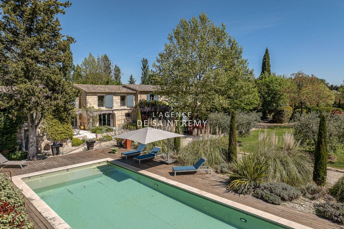Villa in Saint-Rémy-de-Provence, Provence-Alpes-Côte d'Azur, France 3 - 17756276