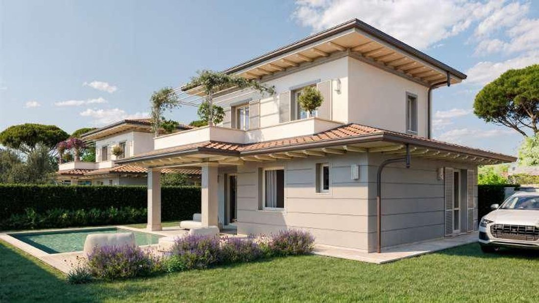 House in Tonfano, Pietrasanta, Italy 2 - 17758661