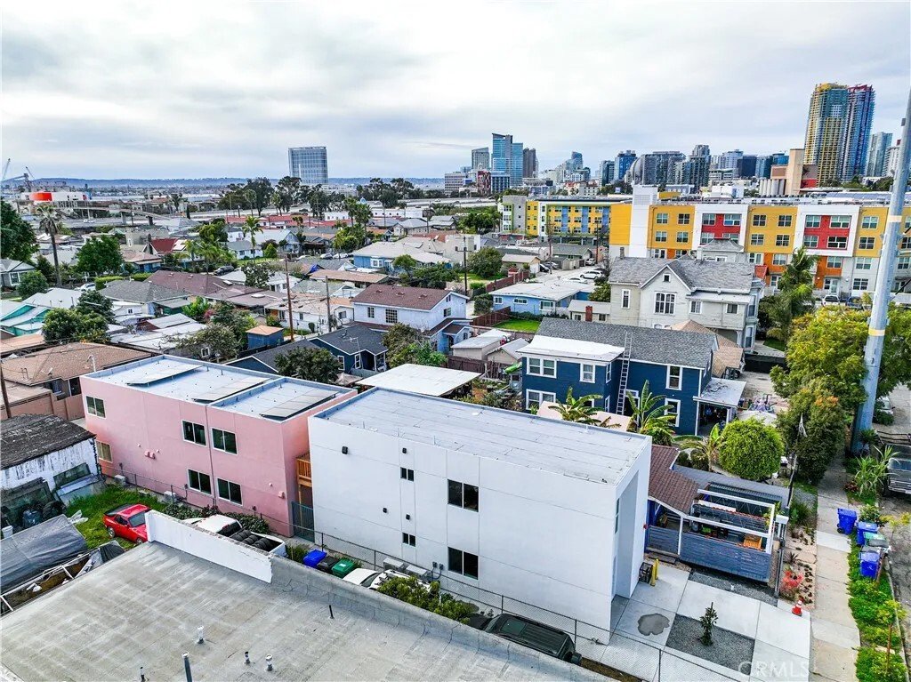 San Diego, California, United States 1 - 17759135