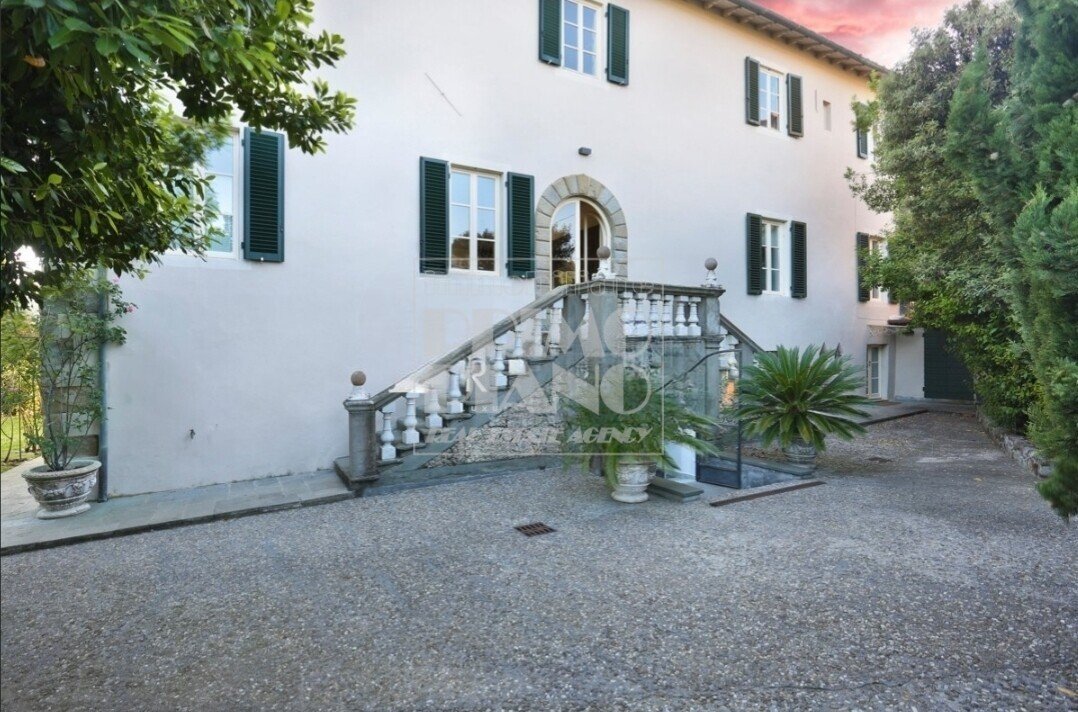 Villa in Pieve di Brancoli, Lucca, Tuscany 1 - 17754939