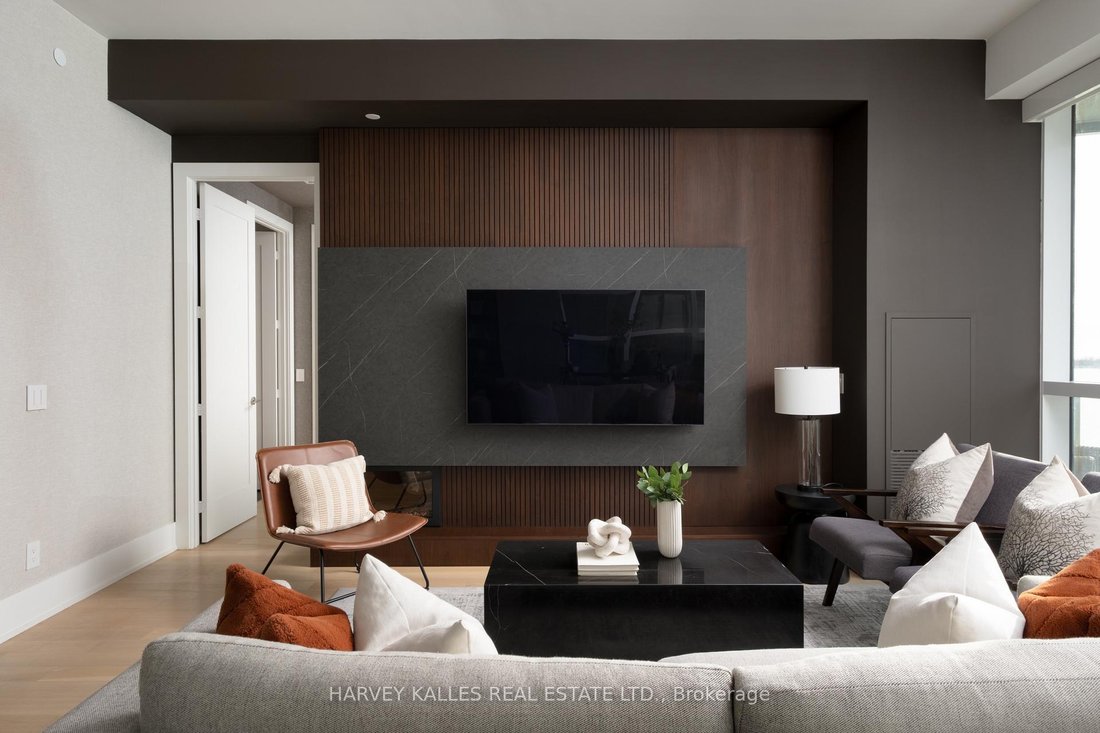 Condo in Toronto, Ontario, Canada 5 - 17761347