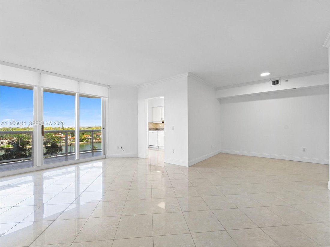 Condo in Miami Beach, Florida, United States 4 - 17050739