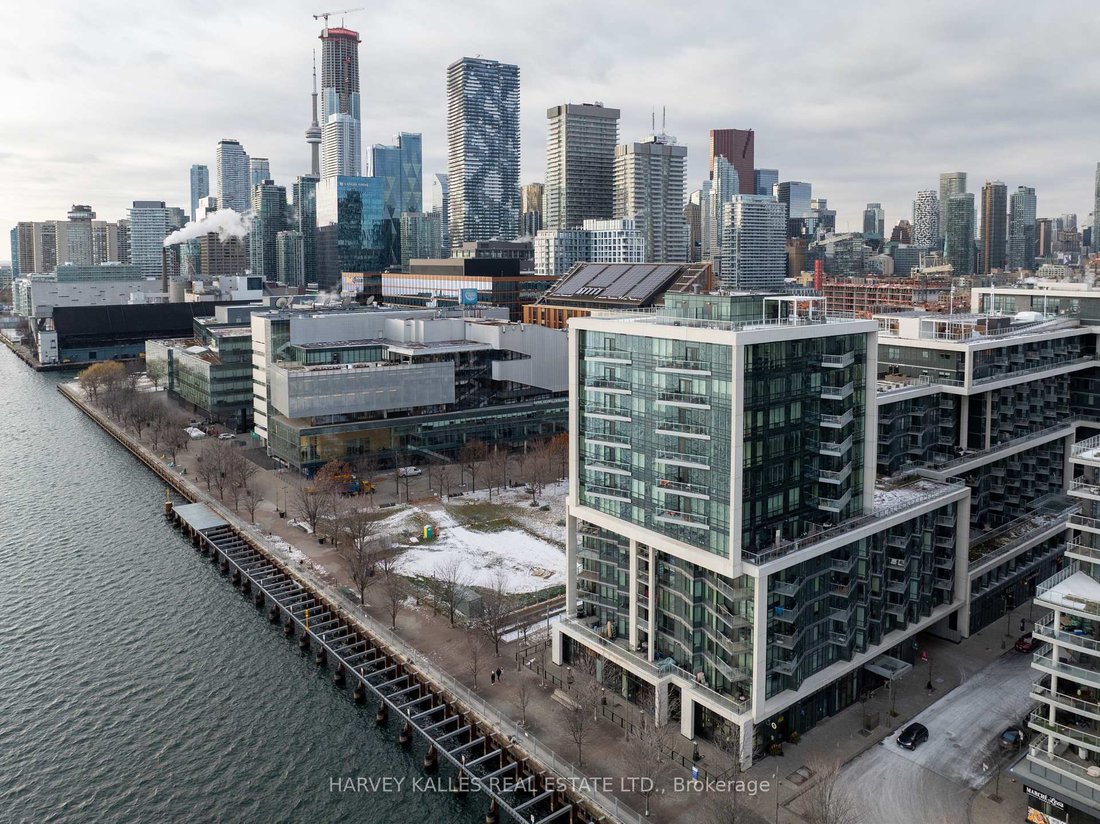 Condo in Toronto, Ontario, Canada 1 - 17761347