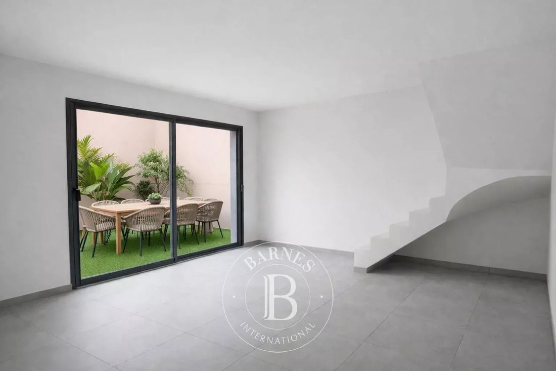 Apartment in Les Brotteaux-Bellecombe-Masséna, Lyon 6e Arrondissement, Lyon 2 - 17755773