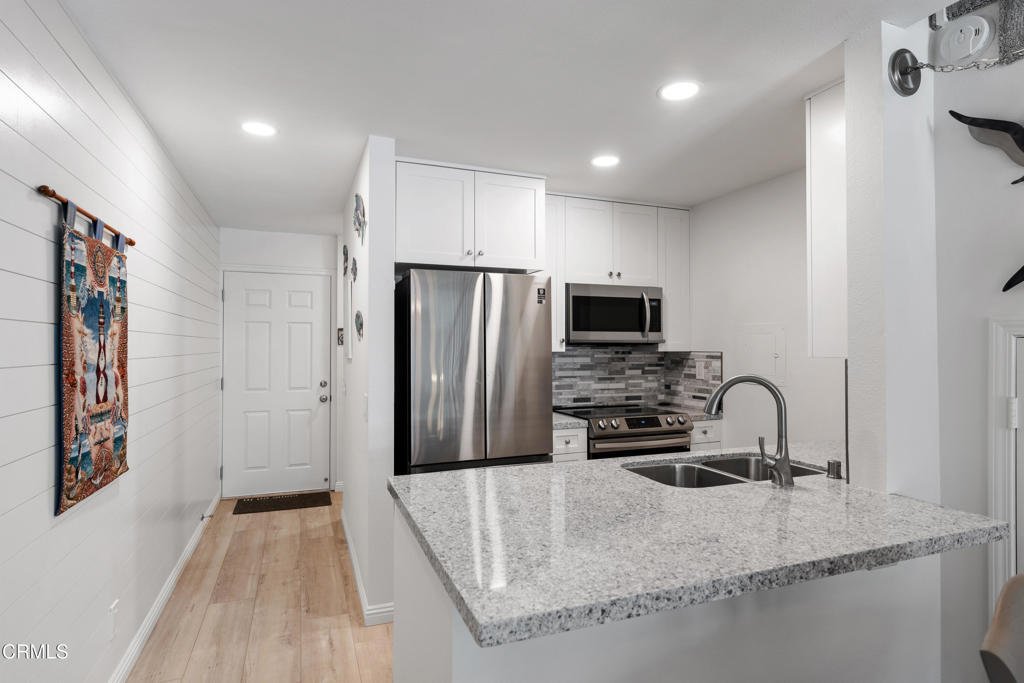 Condo in Port Hueneme, California, United States 5 - 17760150