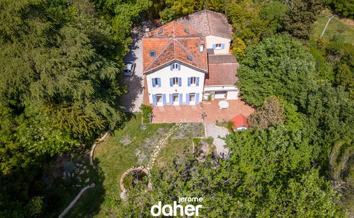 House in Ganteaume, Aubagne, France 1