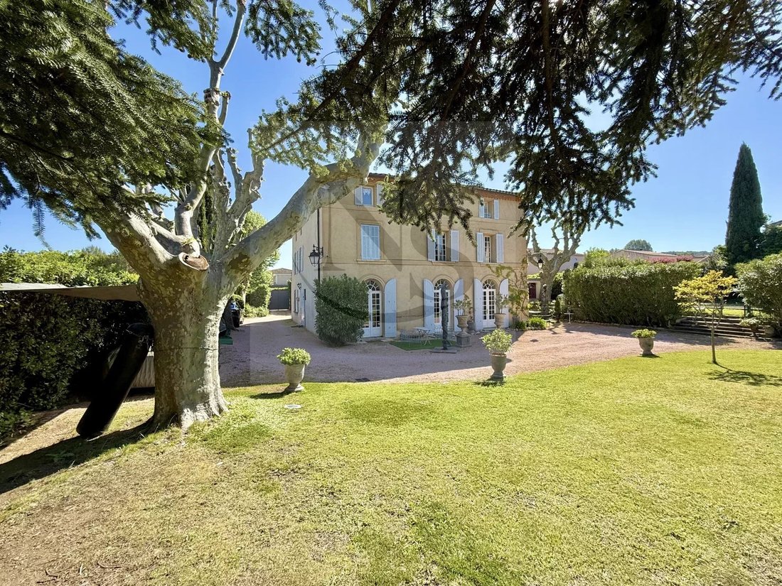 Villa in Bouc-Bel-Air, Provence-Alpes-Côte d'Azur, France 4 - 15793263