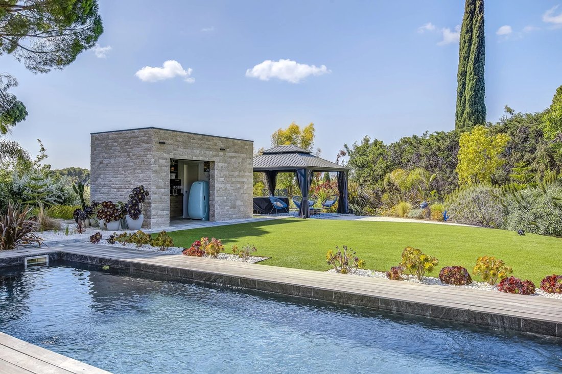 Villa in Mougins, Provence-Alpes-Côte d'Azur, France 5 - 17735855