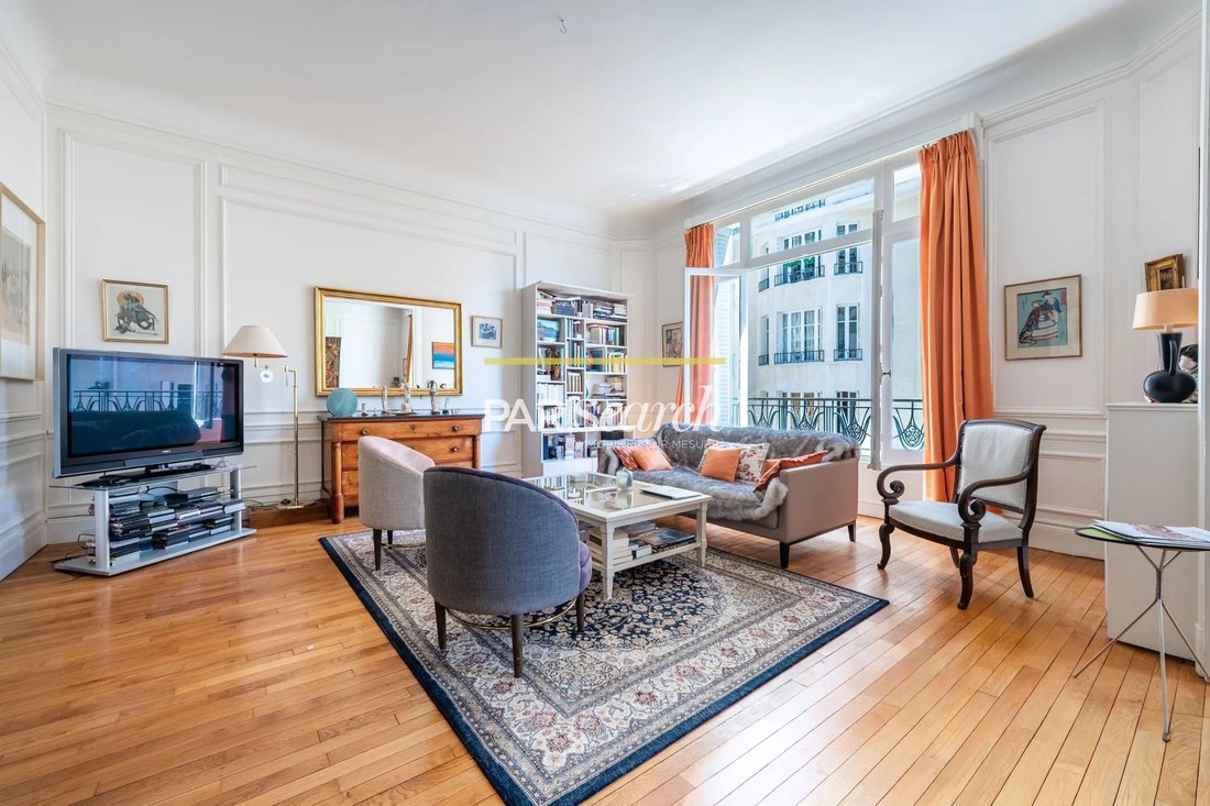 Apartment in Auteuil Nord, Paris 16e Arrondissement, Paris 4 - 17745207