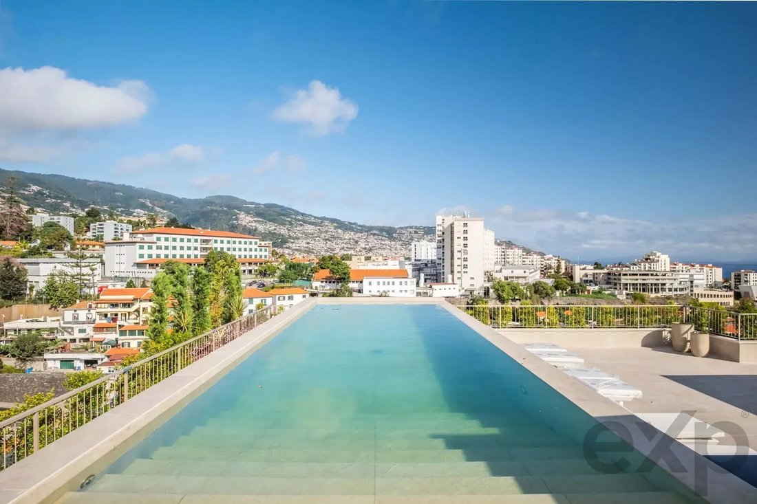 Apartment in Sao Martinho, Madeira, Portugal 1 - 15831573