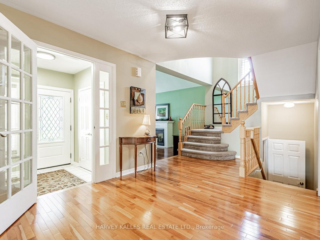 House in Whitby, Ontario, Canada 3 - 17761672