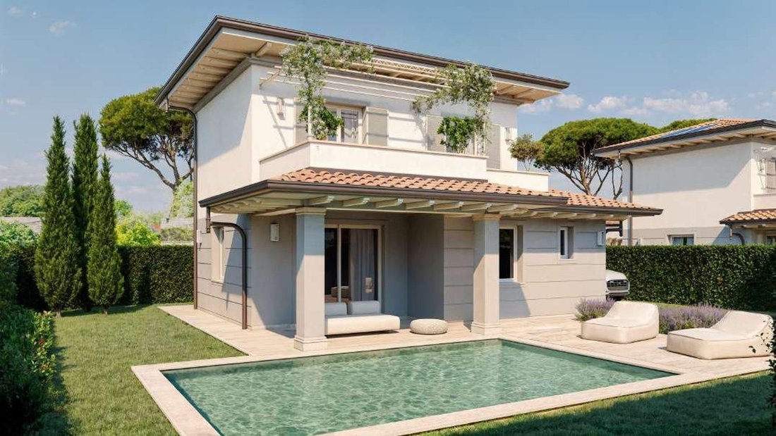 House in Tonfano, Pietrasanta, Italy 1 - 17758661