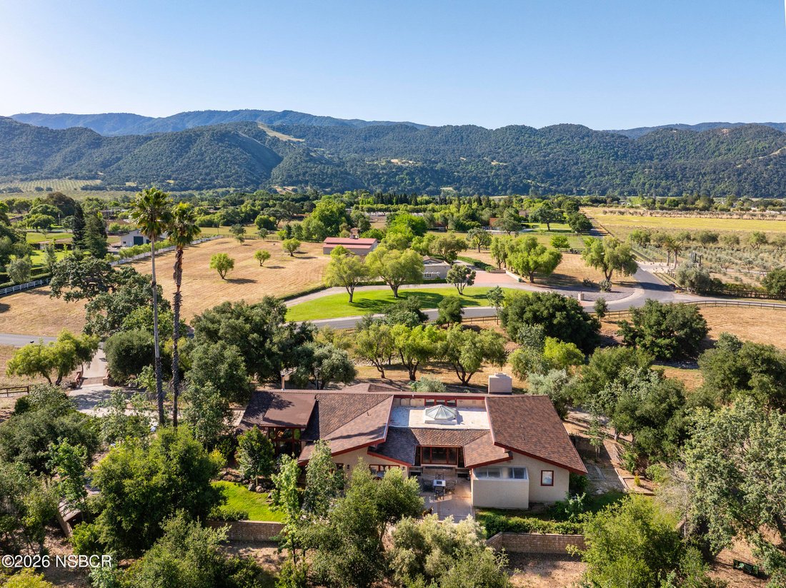 House in Santa Ynez, California, United States 1 - 17758982