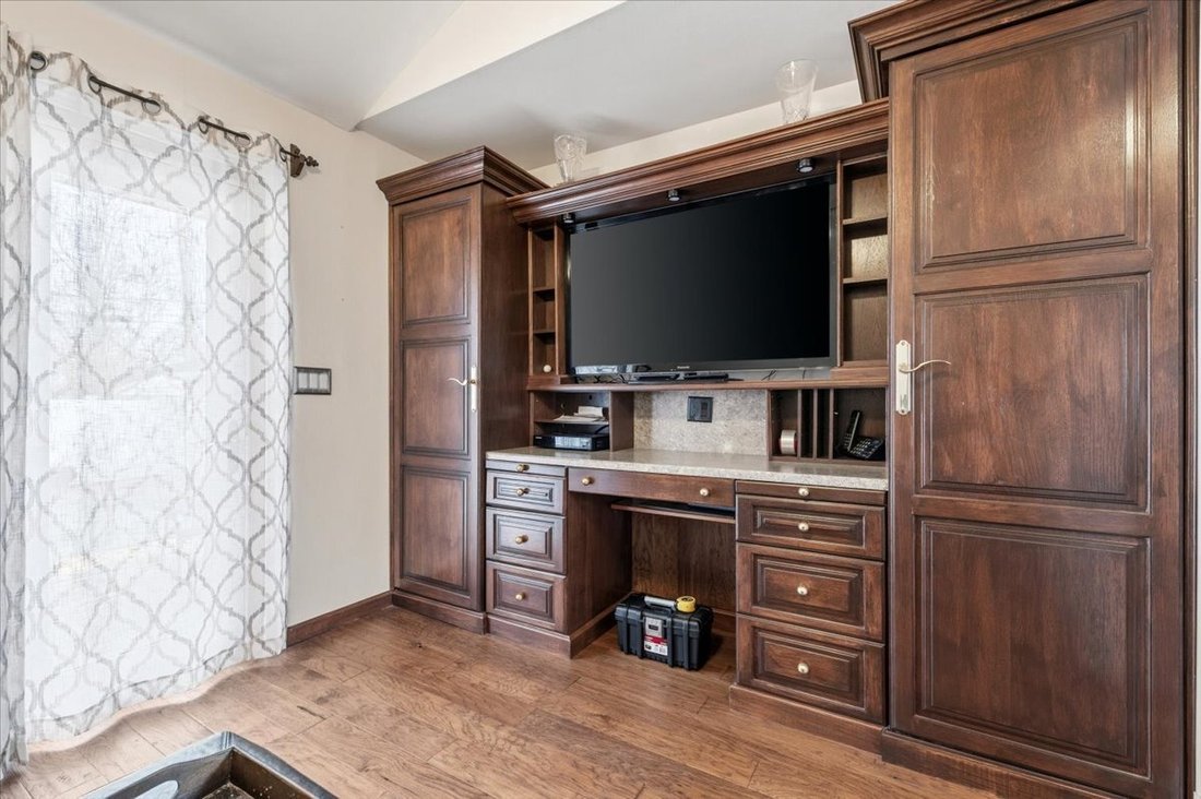 House in Levittown, New York, United States 4 - 17755938
