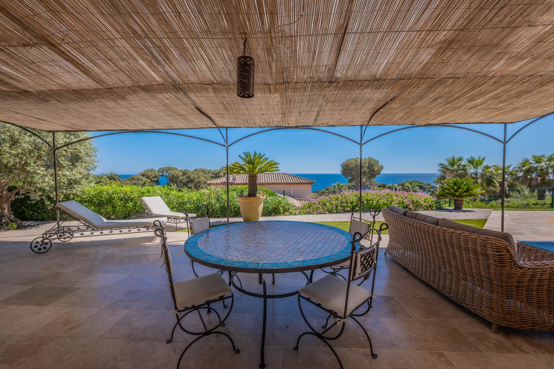 Villa in Les Issambres, Roquebrune-sur-Argens, France 2 - 17756685