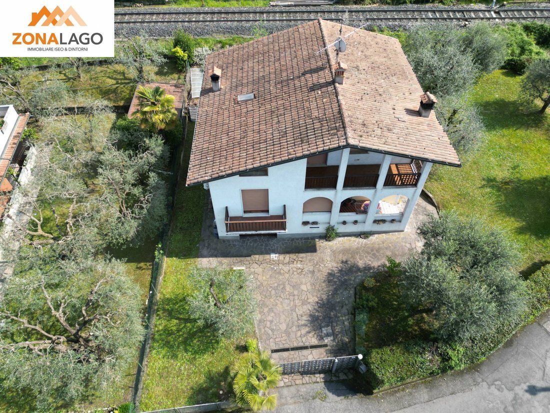 House in Sulzano, Lombardy, Italy 2 - 17739650