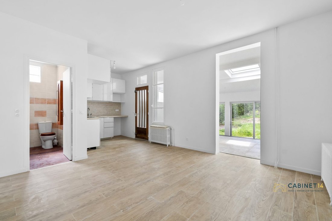 House in Bas Buc, Buc, France 2 - 17709845