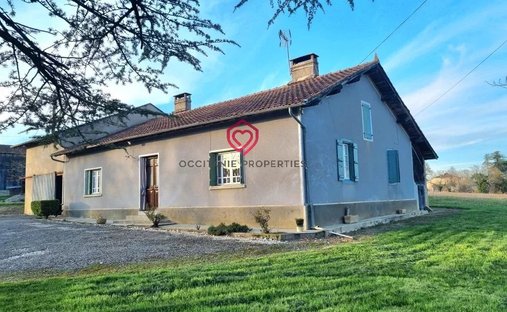 Farm Ranch in Monferran-Plaves, Occitania, France 1