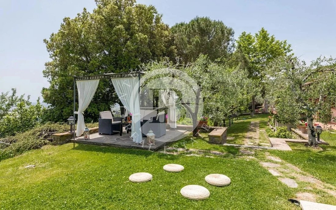 Villa in Center, Cortona, Tuscany 5 - 17758734