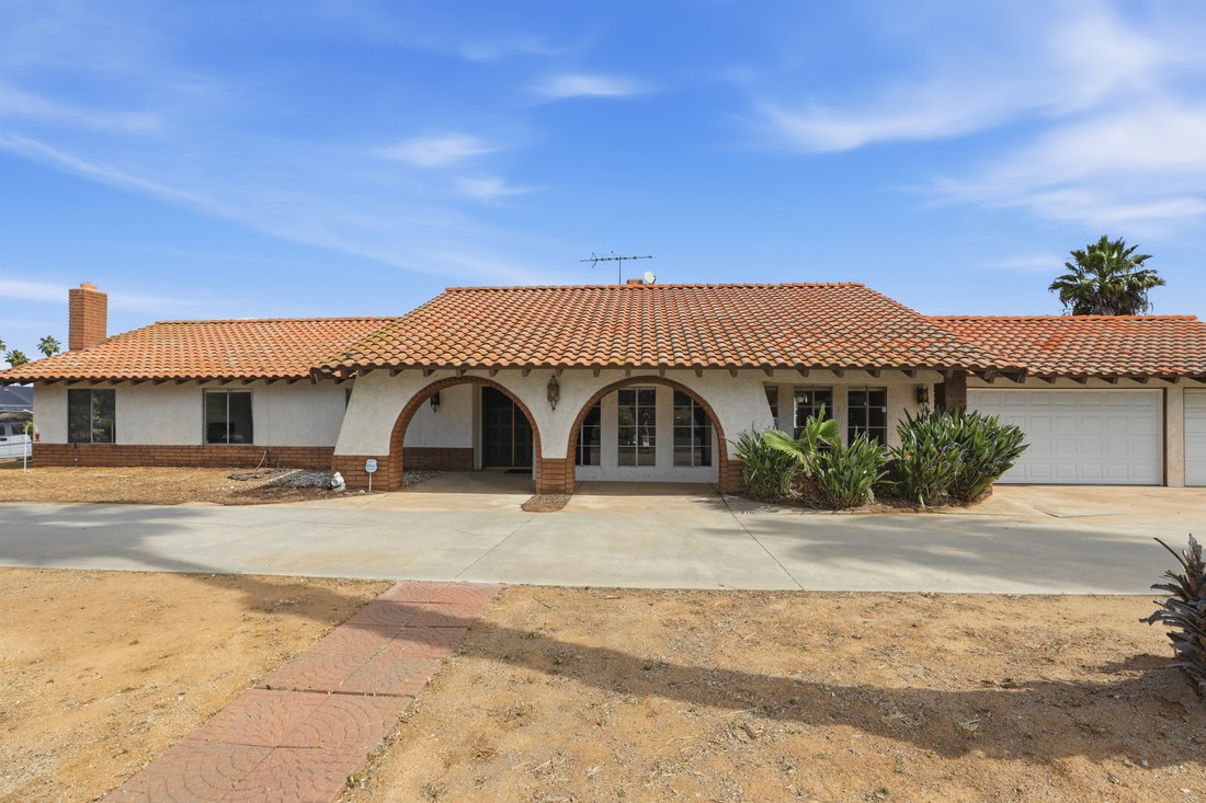 House in Riverside, California, United States 5 - 17757553