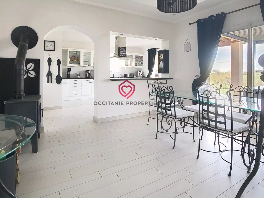 Villa in Fendeille, Occitania, France 5 - 17352990