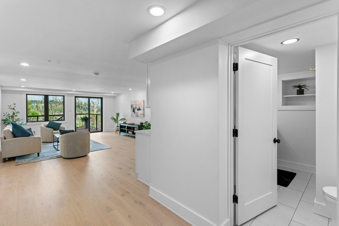 House in Pittsburgh, Pennsylvania, United States 3 - 17762801