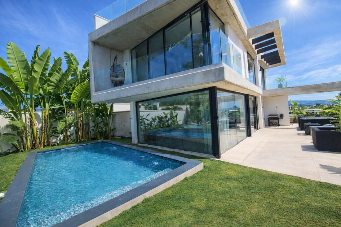 Villa in Puerto Banus, Marbella, Spain 3 - 17757086