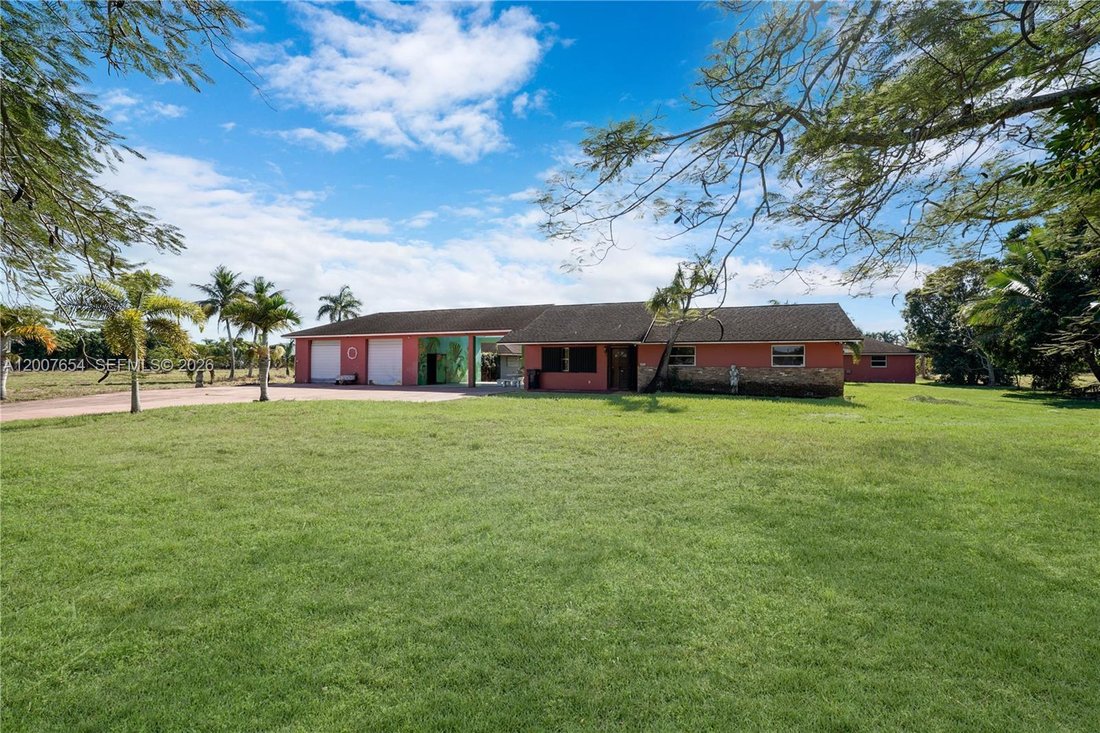 House in Miami, Florida, United States 3 - 17761973