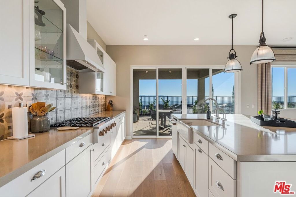 House in Santa Clarita, California, United States 3 - 17762167