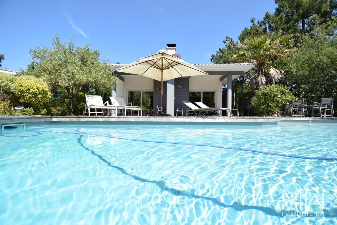 Villa in 33970 Le Cap-Ferret, Lège-Cap-Ferret, Nouvelle-Aquitaine 2 - 17756027
