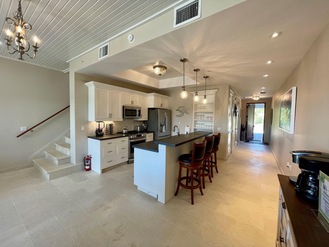 Condo in Cruz Bay, St. John, U.S. Virgin Islands 4 - 17762916