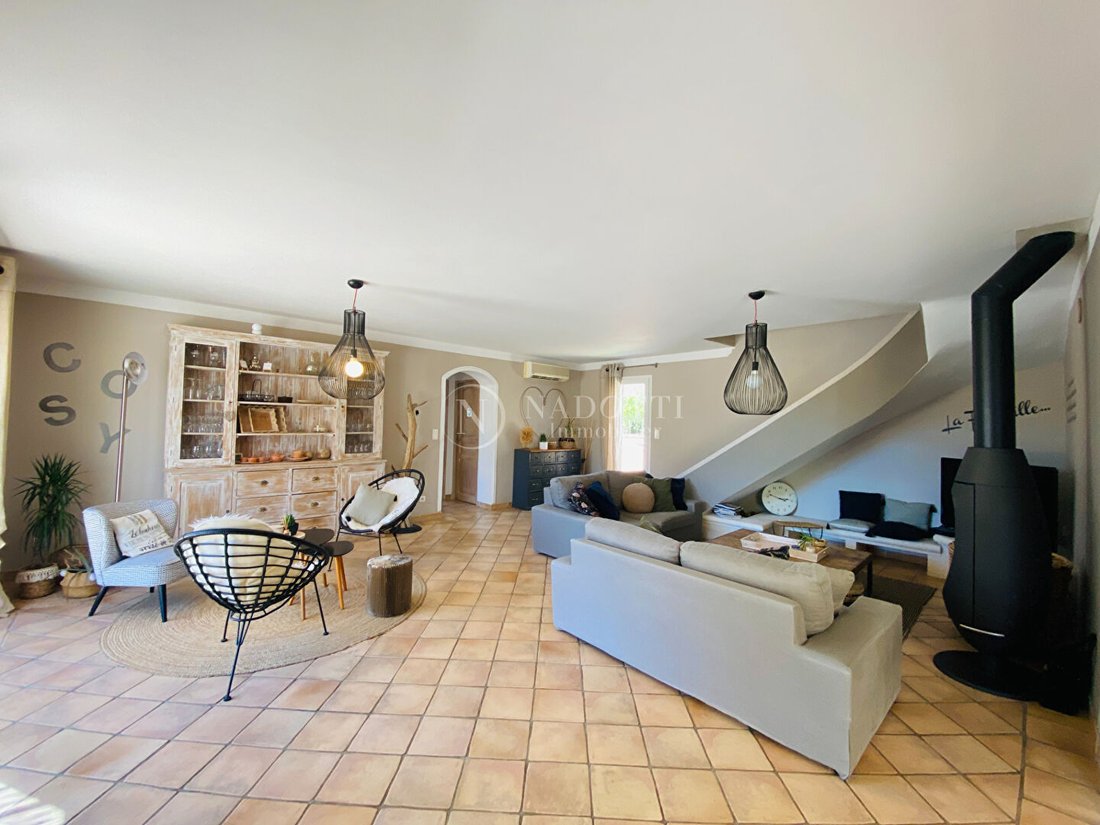 House in Cheval-Blanc, Provence-Alpes-Côte d'Azur, France 3 - 17632375