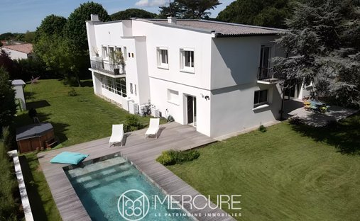 Estate in Amidonniers-Caffarelli, Toulouse, France 1