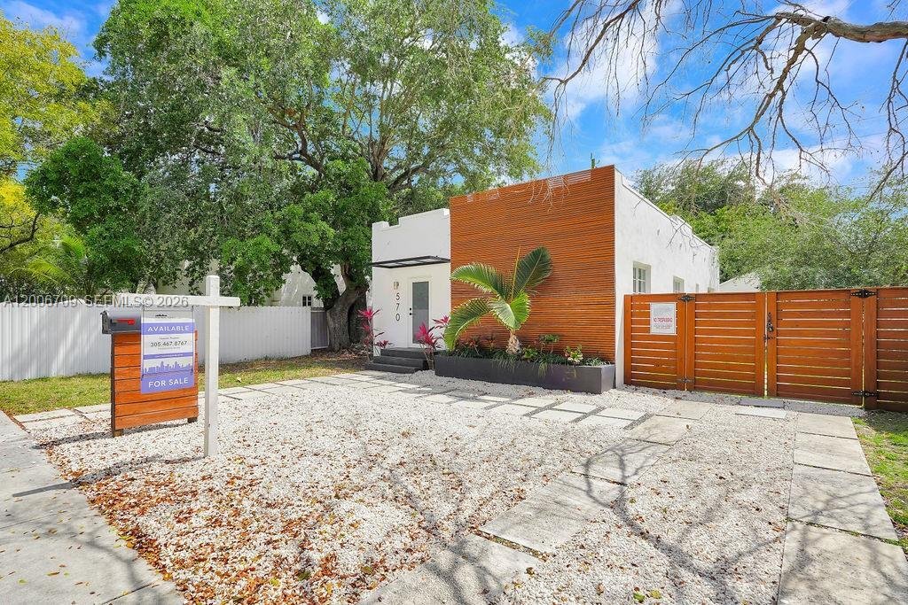 House in Miami, Florida, United States 4 - 17754773