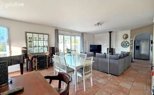 House in Olonne-sur-Mer, Les Sables-d'Olonne, France 1