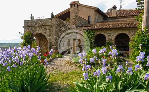 Villa in Castel del Piano, Tuscany, Italy 1