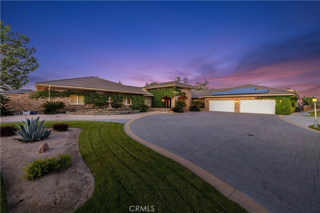 House in Palmdale, California, United States 1 - 17760576
