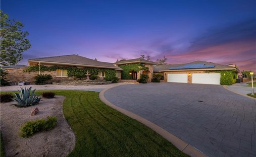 House in Palmdale, California, United States 1